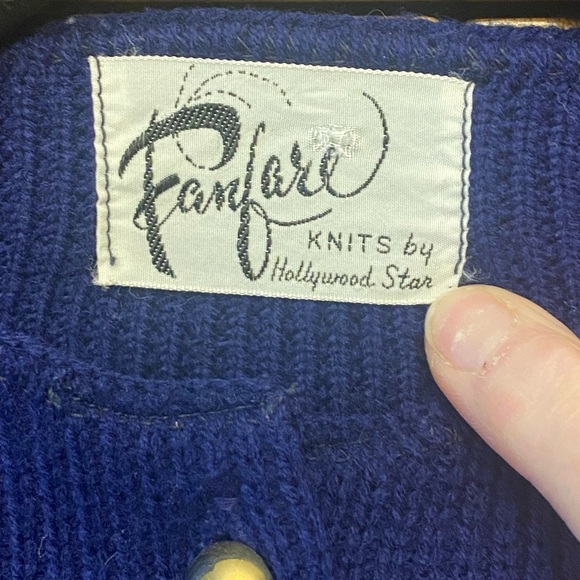 Vintage Geometric Knit Shawl Cardigan Poncho OS - Picture 4 of 6